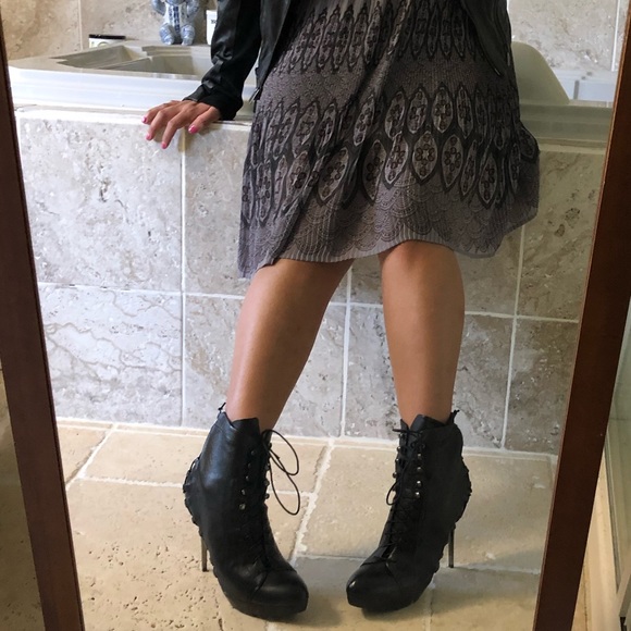 Mea Shadow Sexy Corset Stiletto Booties - Picture 7 of 10